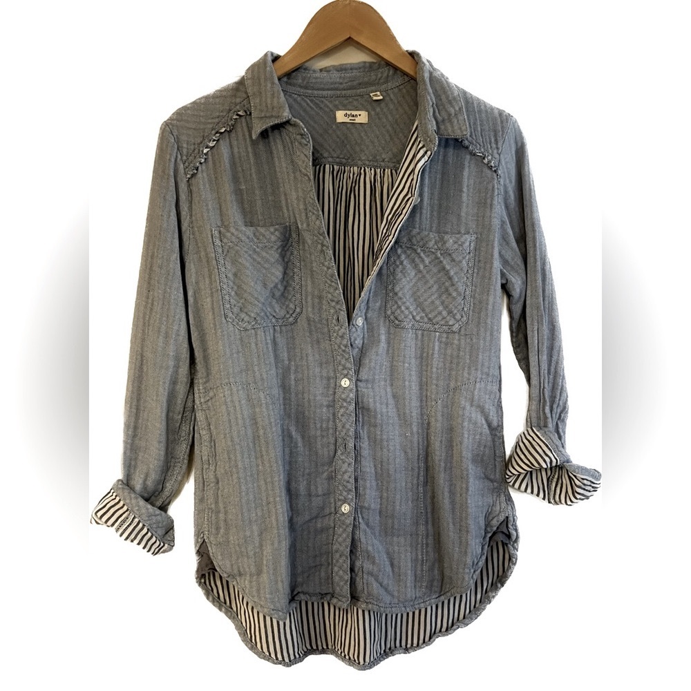 Dylan Denim Button Down Blouse Shirt Women’s Size Small Blue with White Stripes